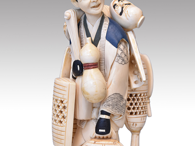 象牙彫刻 籠屋 銘「昭義」 高さ25cm 重量：690g | 古美術ささき